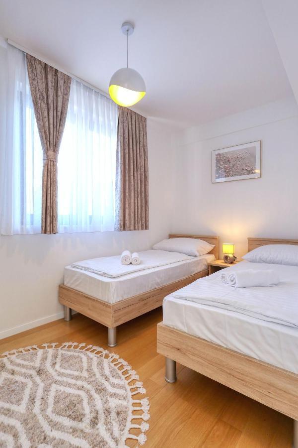 Apartments Perla With Free Parking Zadar Ngoại thất bức ảnh